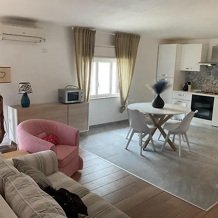 Naumachos Villa San Vito Lo Capo